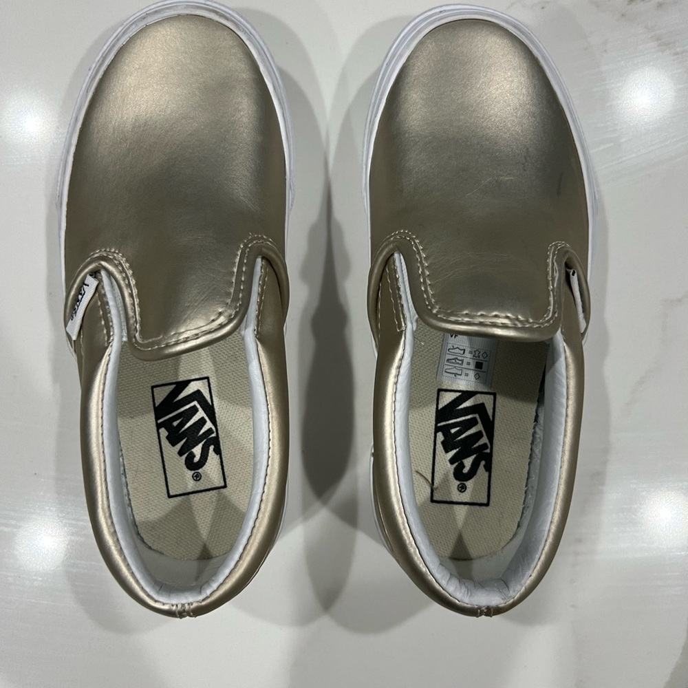 NWOT size 11 toddler VANS